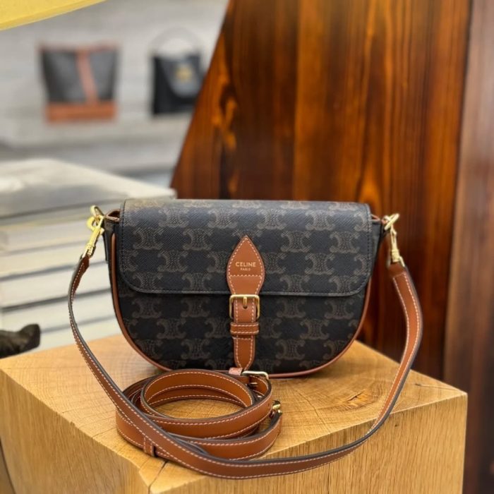 Celine Folco 標誌印花馬鞍包