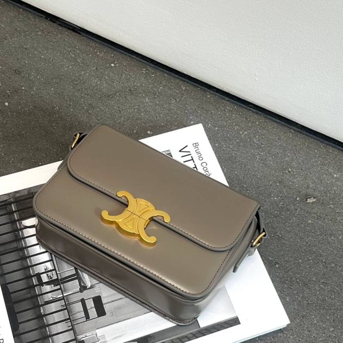 Celine Teen Triomphe斜跨包